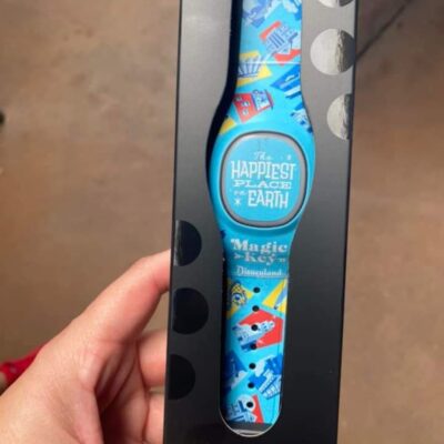 disneyland magic band