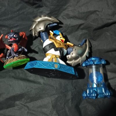 skylanders figures