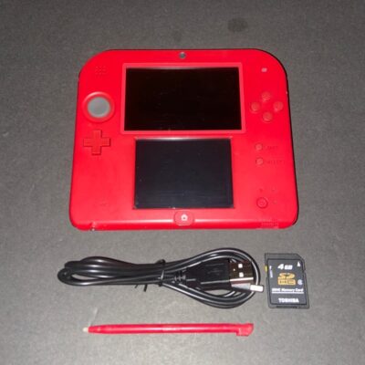 Nintendo 2Ds in Red and Black with Mario Kart Poketransfer Charger Stylus & SD