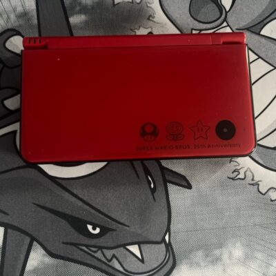 Nintendo DSi XL Mario 25th Anniversary Edition