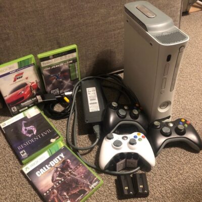 Xbox 360 console and game lot PLEASE READ DISCRETION