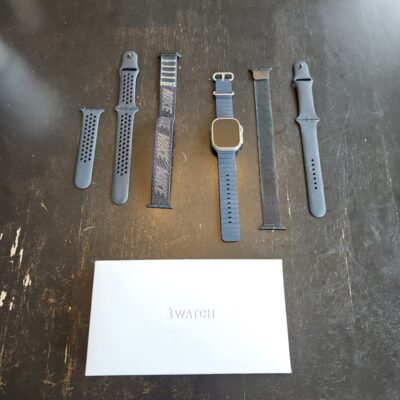Apple Watch Ultra 49 mm in Titanium