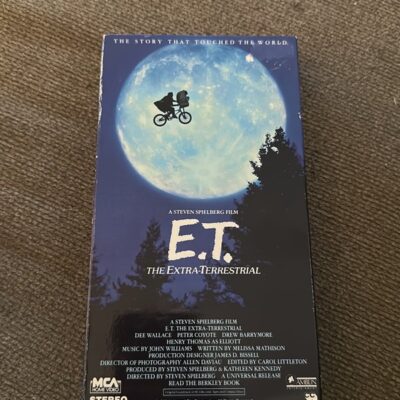 E .T VHS