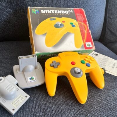 Nintendo 64 N64 authentic Controller with original box and bonuses!