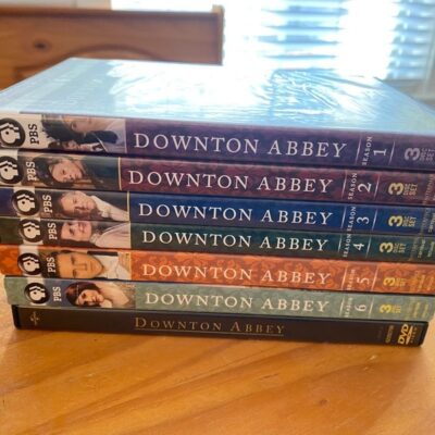 Downton Abbey Seasons 1-6 and Movie dvds