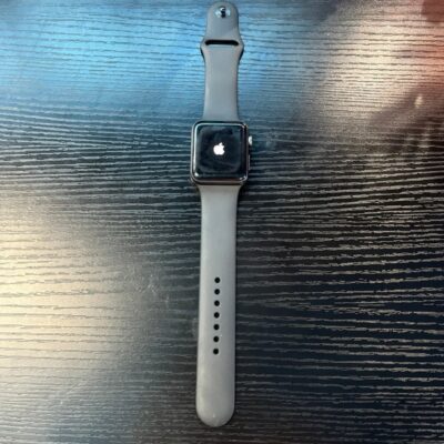 Apple Watch Series 3 42mm Aluminum Space Gray GPS