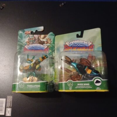 Skylanders thrillipede and buzz wing