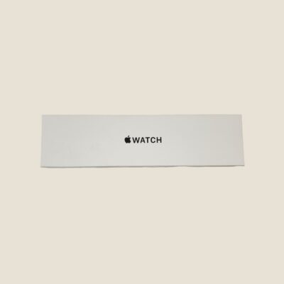 Apple Watch SE (GPS + Cellular) in Gold Aluminum 40mm with Starlight Sport Band