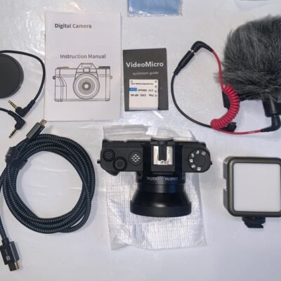 Bundle of Digital Camera & extra accessories for Vlog