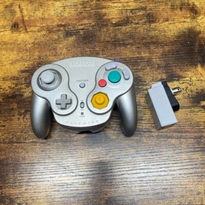 Nintendo GameCube wave bird controller