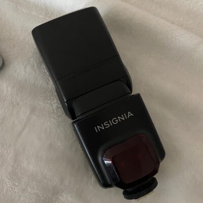 Insignia Camera flash for Canon body