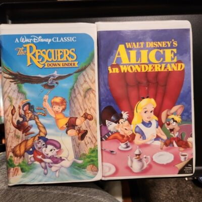 Disney Black Diamond The Classics Alice in Wonderland & The Rescuers VHS tapes