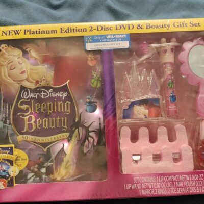 Disney Sleeping Beauty Platinum Edition 2-disc DVD Walmart Gift Set