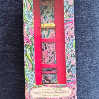 $50 NEW in the Box Lilly Pulitzer genuine leather Apple Watch Band Mermaid Back!