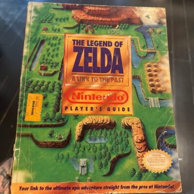 Nintendo The Legend of Zelda: A Link to the Past Strategy Guide w/ Map Intact