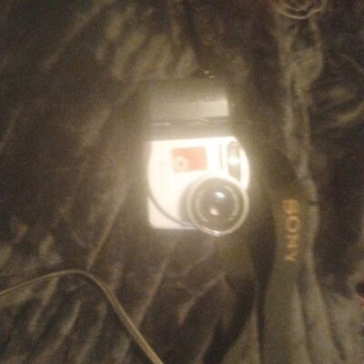 Vintage SONY MAVICA MVC-CD350 CD-R/RW DIGITAL CAMERA  and Mac Gregor travel bag