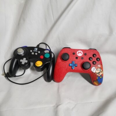 Nintendo switch gamecube & mario Controllers