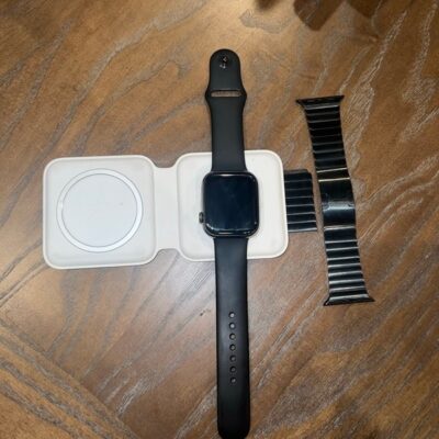 Apple Watch Series 8 Stainless Steel 45mm GPS & Cellular + Accessories!