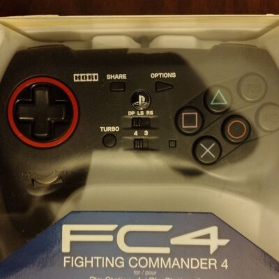 Hori Fighting Commander 4 (RARE)