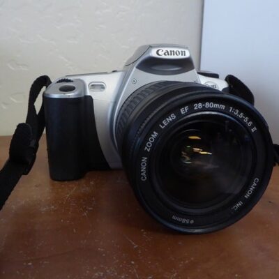 Canon Rebel 2000 EOS 35mm with Canon 28-80mm 1:3.5-5.6 II lens