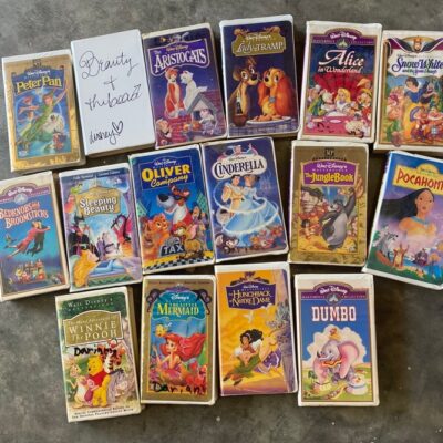 17 Classic Disney VHS tapes