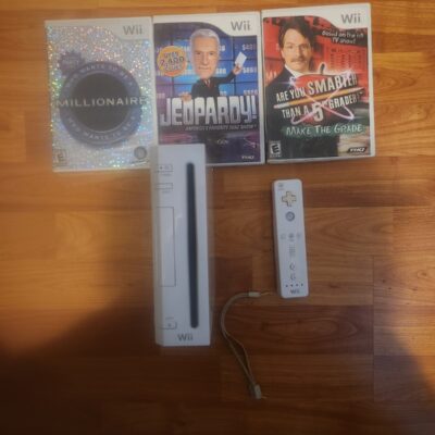 Nintendo Wii Console Only, Controller and games